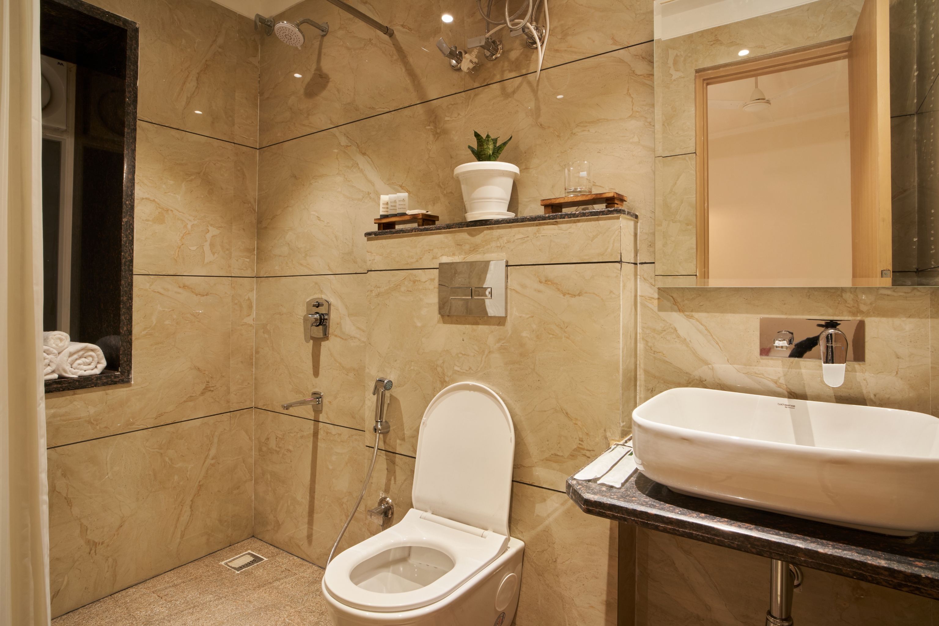 Standard Double bathroom